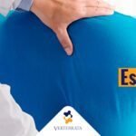 Estalar a coluna faz mal?